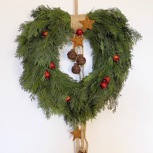 Ajtódíszek friss zöldekből. 