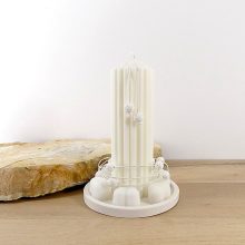 Gyertyakompozíció ásványgyönggyel. 17,5 x 11 cm