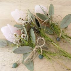   Betűzős viasz tulipán dekorációval. (3 szál) 30 x 4-8 cm