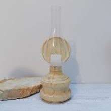 Petróleum lámpa formájú, fa gyertyatartó  ∅:12x30cm