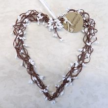 Bogyós szív díszdobozban 22x22cm 