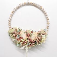 Selyemvirágos ajtódísz, fagolyós alapon ∅:30 cm 