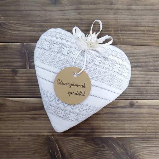 Levendulaszív, anyáknapi kísérő cimkével.  15x15 cm 