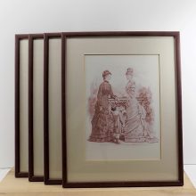 Vintage képek,  hölgyek korabeli ruhában. {4féle } 32x41 cm
