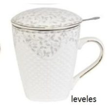 Porcelán bögre fém szűrővel, tetővel. 400 ml     /k2/ +